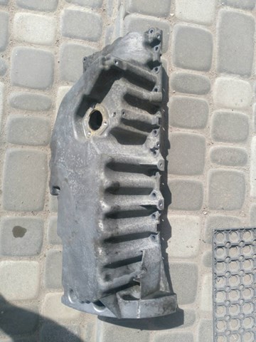 Картер масляний 31251286 VOLVO