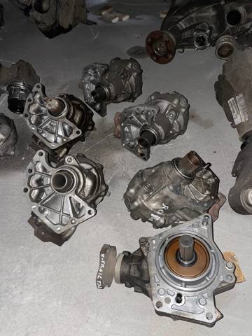 Демультиплікатор коробки передач 331004BA0B NISSAN