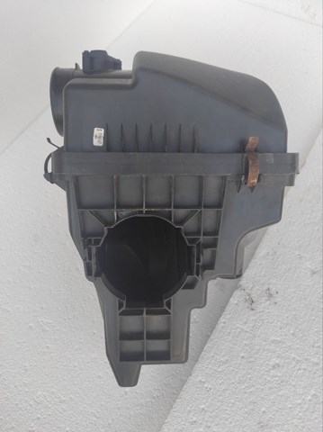Корпус повітряного фільтра, верхня частина SH01133AXB MAZDA