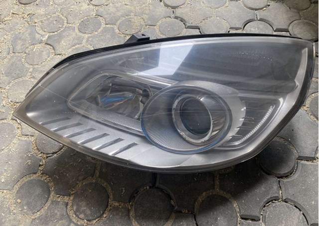 Фара Рено Сценік II