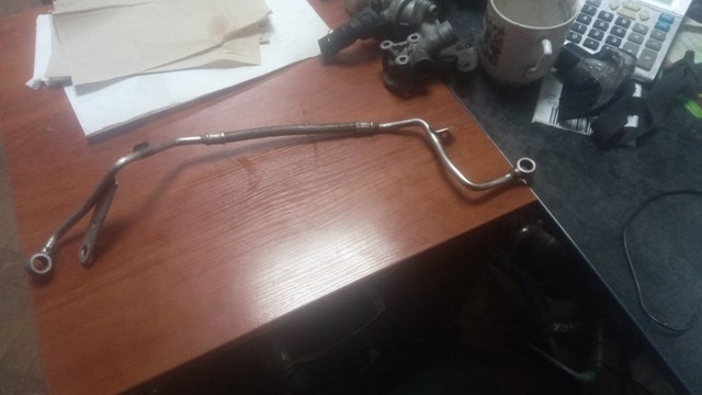 Подача масляна труба 06A145778D VAG