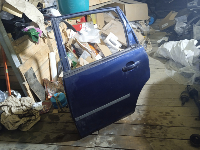 Двері задні Ford C-Max