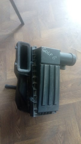 Корпус повітряного фільтра 1K0129607AC VAG