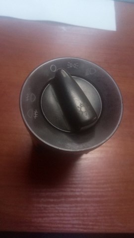 Перемикач світла фар, на "торпеді" 1U0941531D VAG