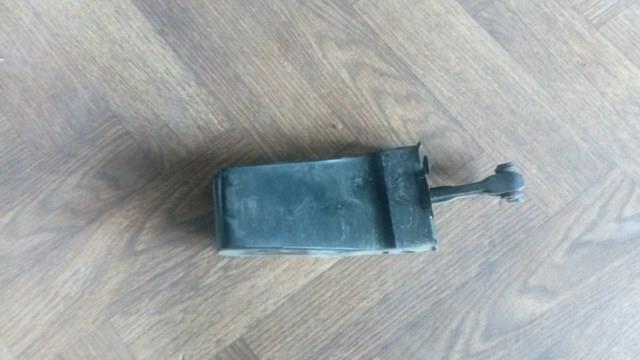 Обмежувач відкриття дверей, передній 3T0837249C VAG