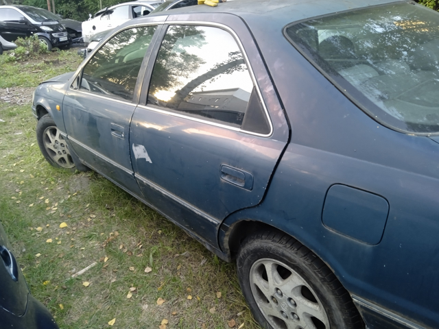 Двері задні, ліві 6700433060 TOYOTA