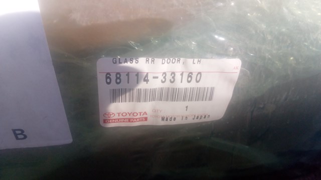 Скло задньої двері лівої 6811433160 TOYOTA