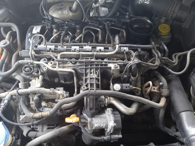 Двигун у зборі Шкода Рапід