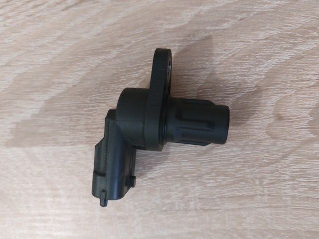 Датчик розподільного вала 0281002667 BOSCH
