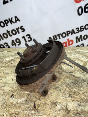 Кулак поворотний лівий 28419FE011 SUBARU