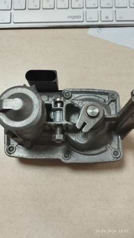 Клапан / актуатор приводу заслінки EGR 52812801 PIERBURG