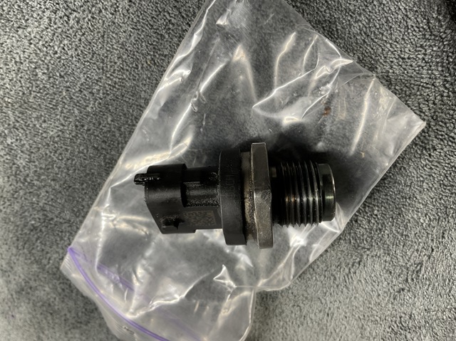 Манометри 0281002864 BOSCH