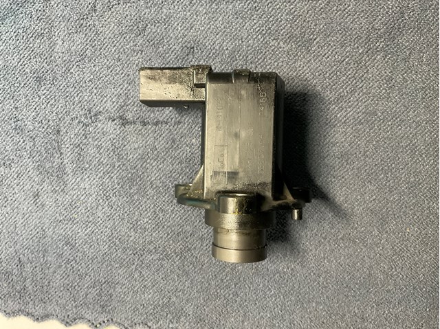 Байпасний клапан EGR, рециркуляції газів 1045175S01 LAND ROVER