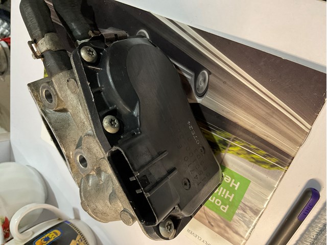 Клапан рециркуляції відпрацьованих газів EGR 14710EC00D NISSAN