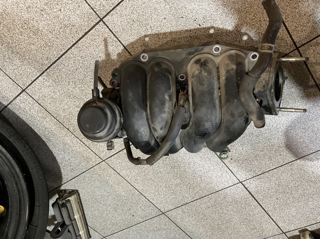 Колектор впускний 17100PNAJ01 HONDA