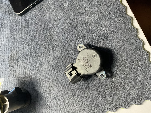 Дросільна заслінка в зборі 1923002010 TOYOTA