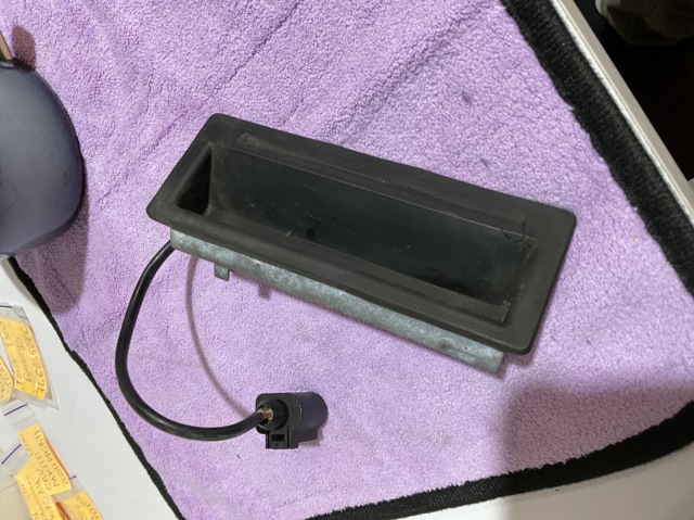Ручка ляди, зовнішня 1J0827566L VAG