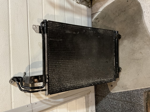 Конденсатор системи охолодження системи Шкода Октавія II A5