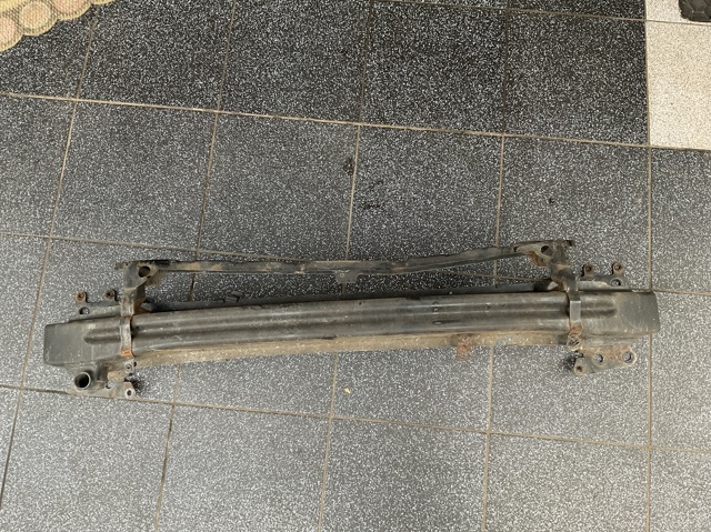 Балка бампера переднього 1Z0807111 VAG