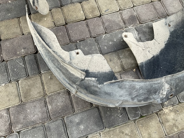 Підкрилок заднього крила, лівий 1Z0810969 VAG