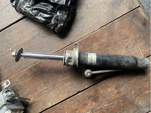 Ліва передня стійка 22214287 BILSTEIN
