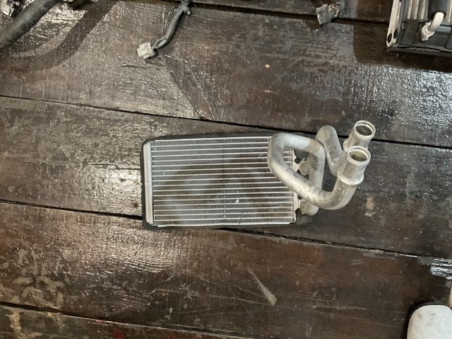 Теплообмінник 27120EA000 NISSAN