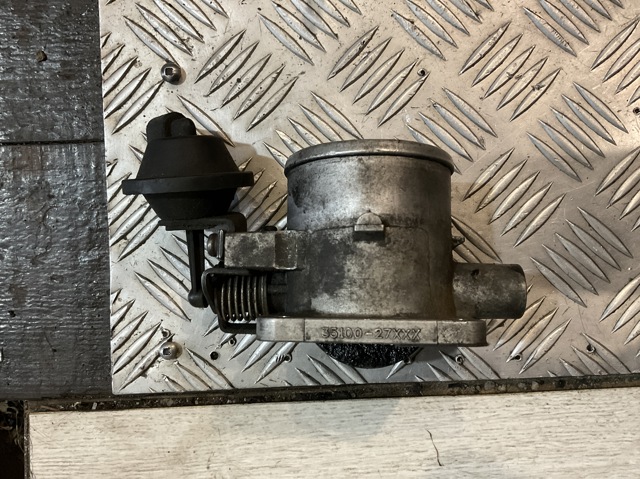 Заслінка повітряна 3510027XXX HYUNDAI