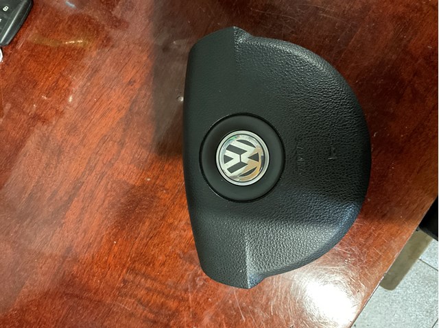 Подушка безпеки, водійська, AIRBAG 3C0880201 VAG