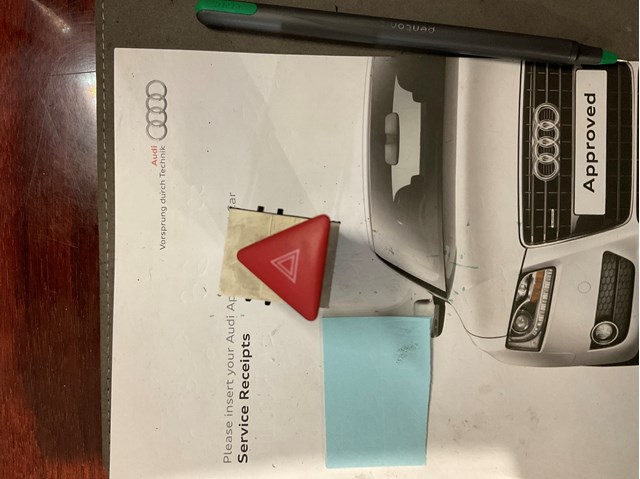 Аварійна кнопка 3C0953509 VAG