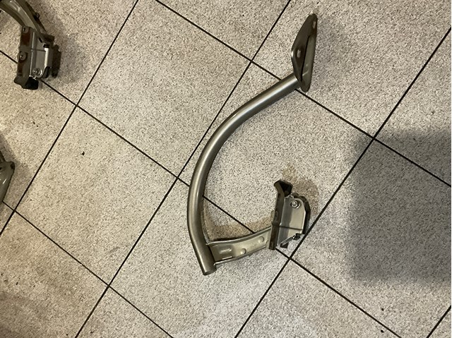 Петля багажника 3C8827301A VAG