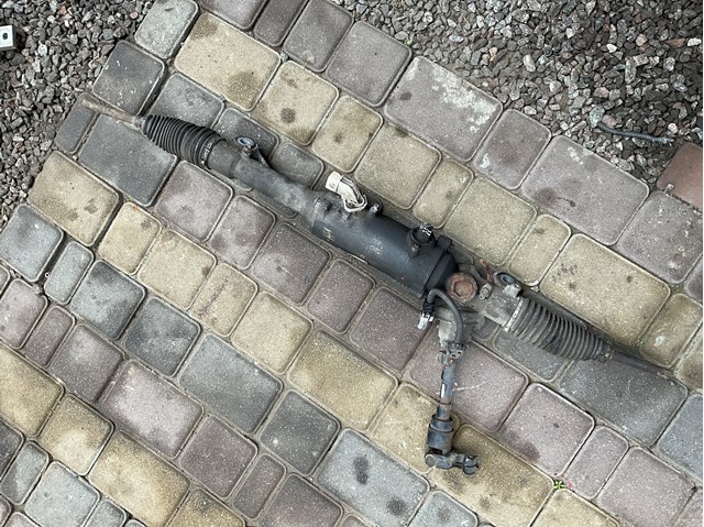 Рейковий рульовий механізм 4420030560 TOYOTA