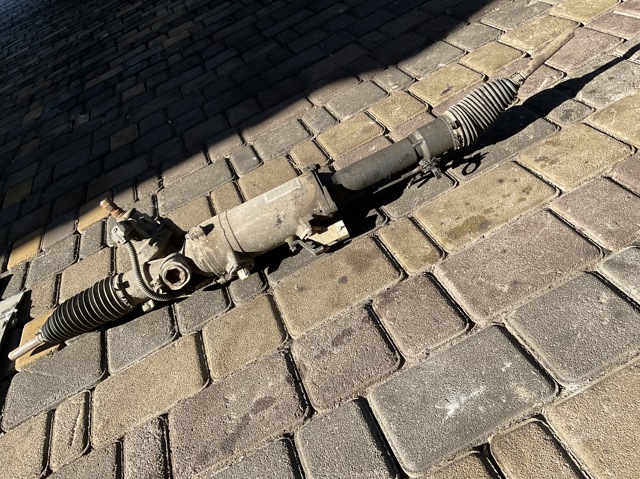 Управління рульове в зборі 4420030610 TOYOTA