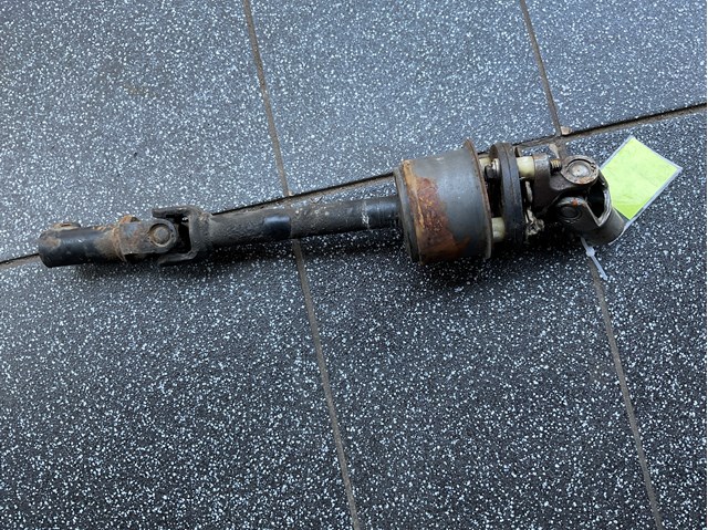 Вал рульової колонки, нижній 4520248080 TOYOTA