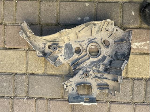 Захист заднього нижнього важеля 4F0505416L VAG