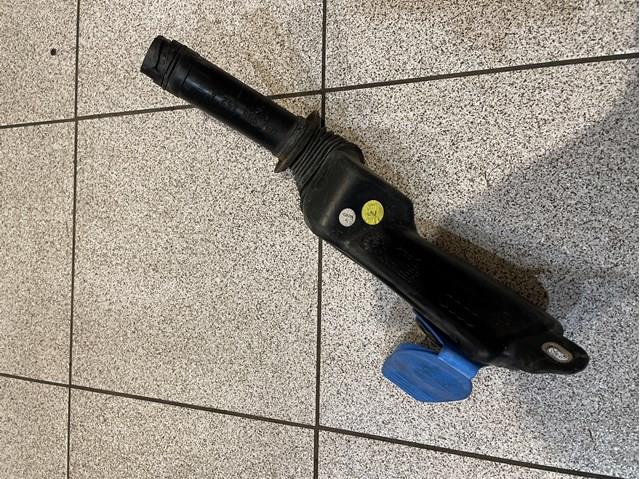 Горловина бачка омивача 4F0955452A VAG