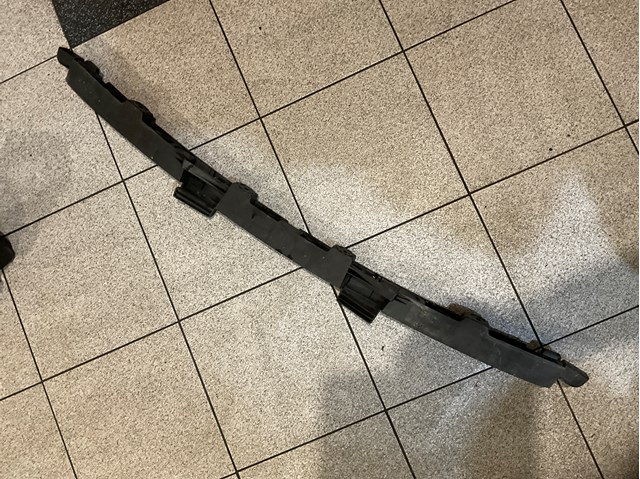Кронштейн бампера заднього, центральний 4G9807458 VAG
