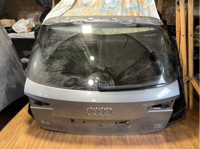 Задні двері багажника Audi A6 C7