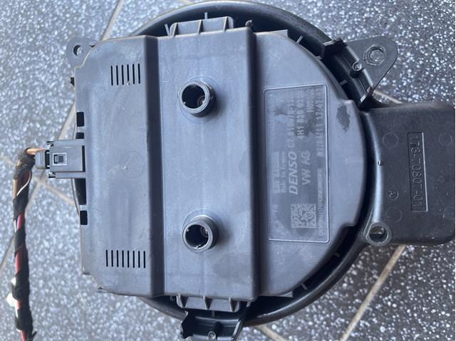 Мотор вентилятора печки (отопителя салона) 4H1820021B