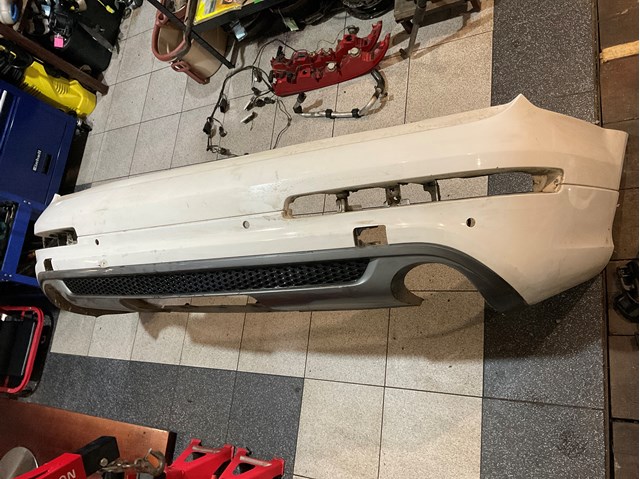 Буфер (бампер) задній 4L0807511G VAG