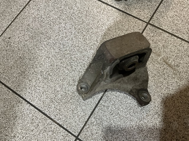 Передня опора двигуна 50840S7C000 HONDA