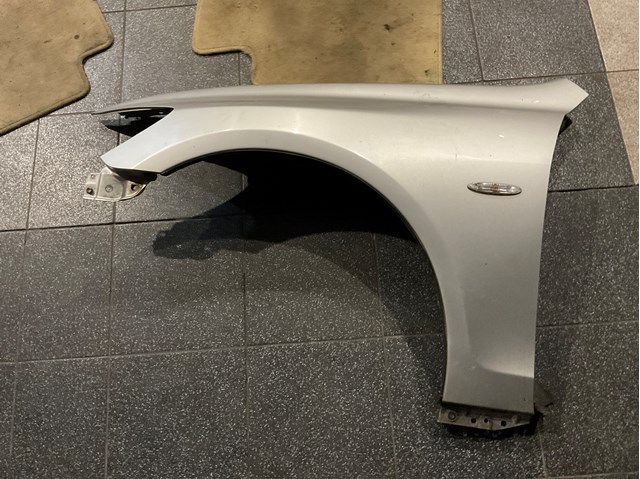 Ліве переднє крило 5380230A10 TOYOTA