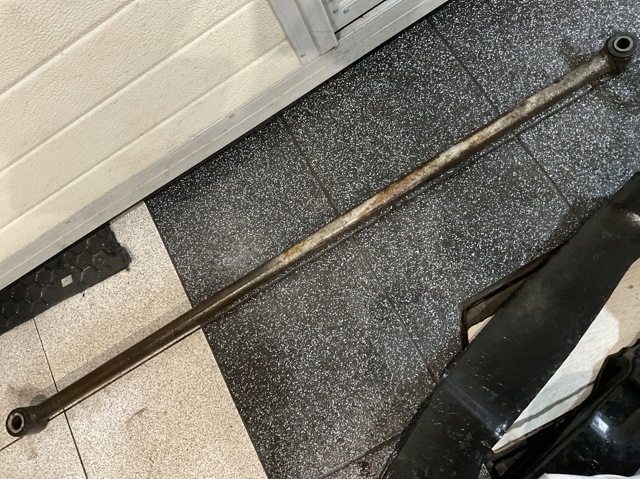 Штанга поперечної стійкості, задня 556003E100 HYUNDAI