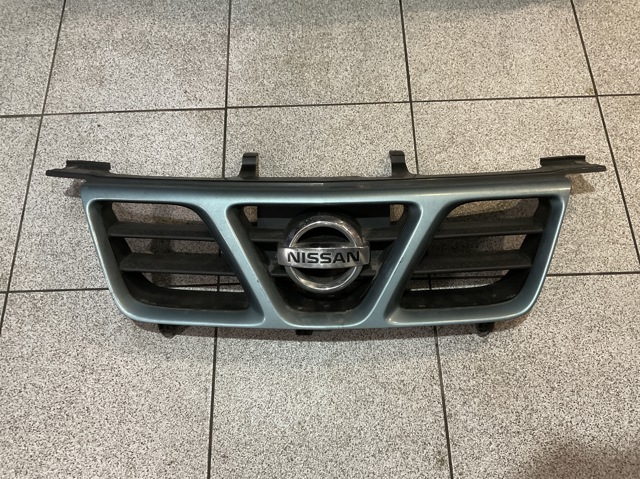 Решітка 623108H700 NISSAN