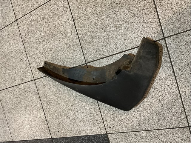 Бризговики крила 63851EA500 NISSAN