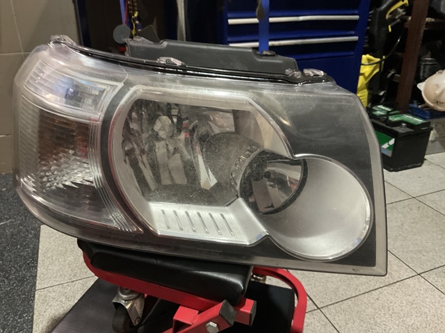 Права блок фара 6H5213W029AC LAND ROVER
