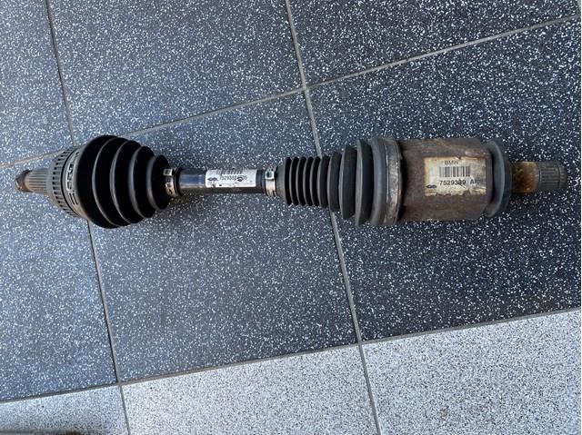 Піввісь передня ліва 7529389 BMW