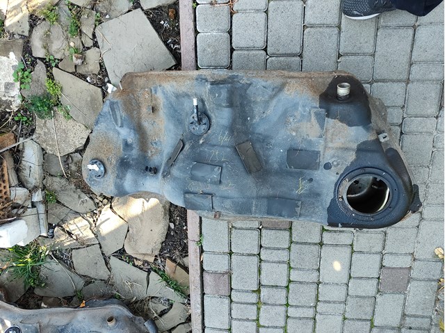 Бак паливний 7700153060 TOYOTA