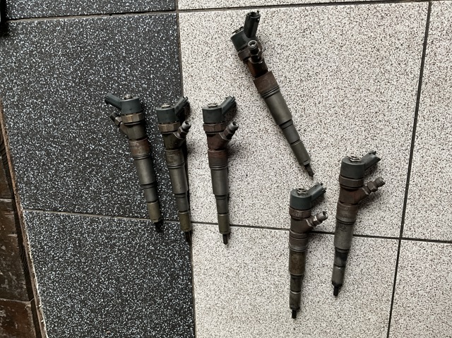 Форсунка паливна 7785984 BMW