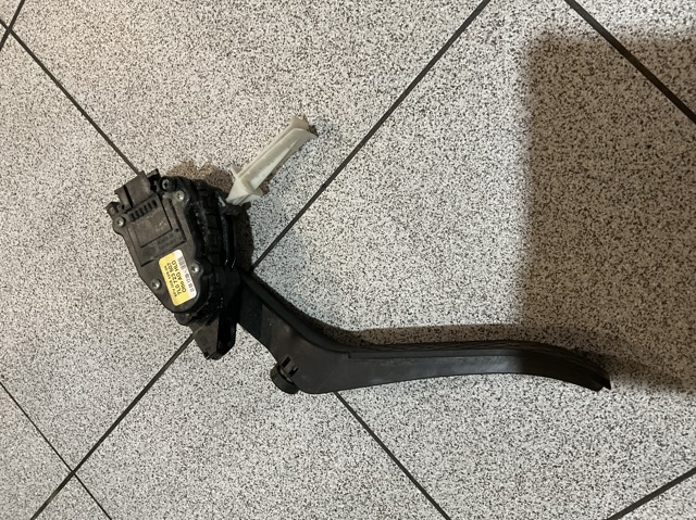 Педаль акселератора 7L0723507 VAG