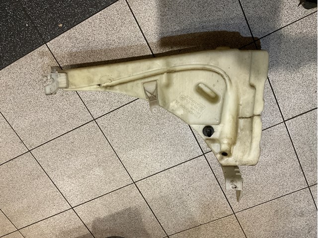 Бачок омивача лобового скла 7L0955453F VAG